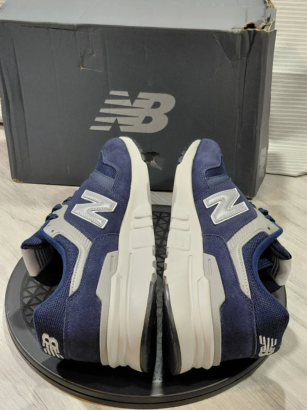 New Balance 997H Men's Navy/Grey Athletic Sneakers Suede & Mesh Upper SIZE 11